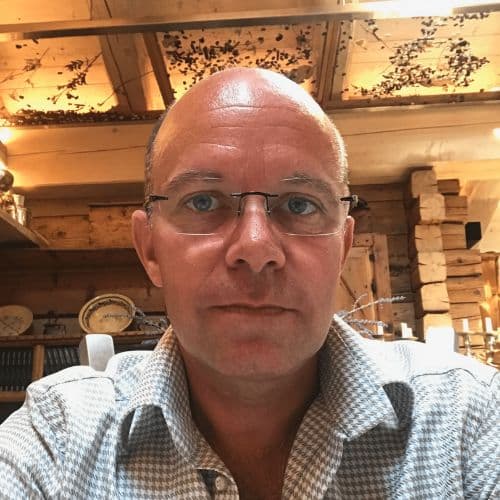 About Us - Dennis Brouwer